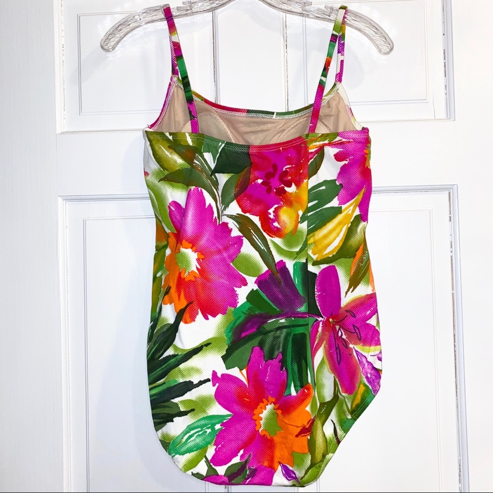 Vintage Floral One Piece Bathing Suit - Picture 4 of 9